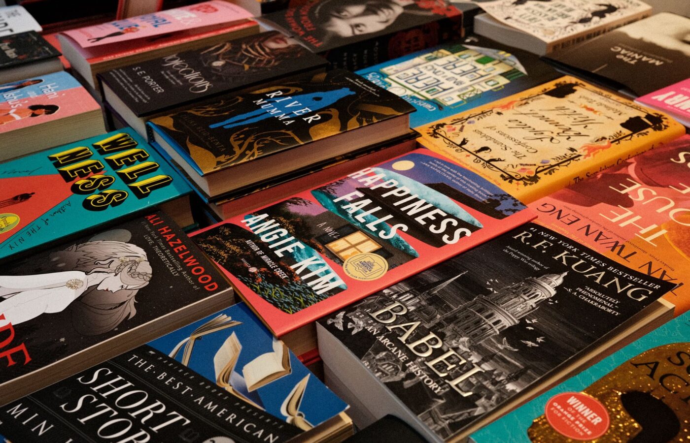 Sonbaharın Yeni Rafları: Publishers Weekly’nin Çocuk ve Genç Yetişkin Seçkisine Dair